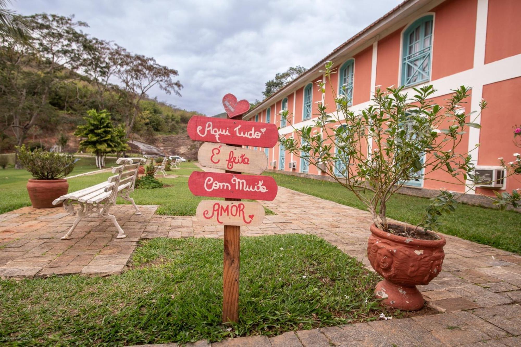Hotel Fazenda Cachoeiras De Cavaru Vassouras Exterior photo