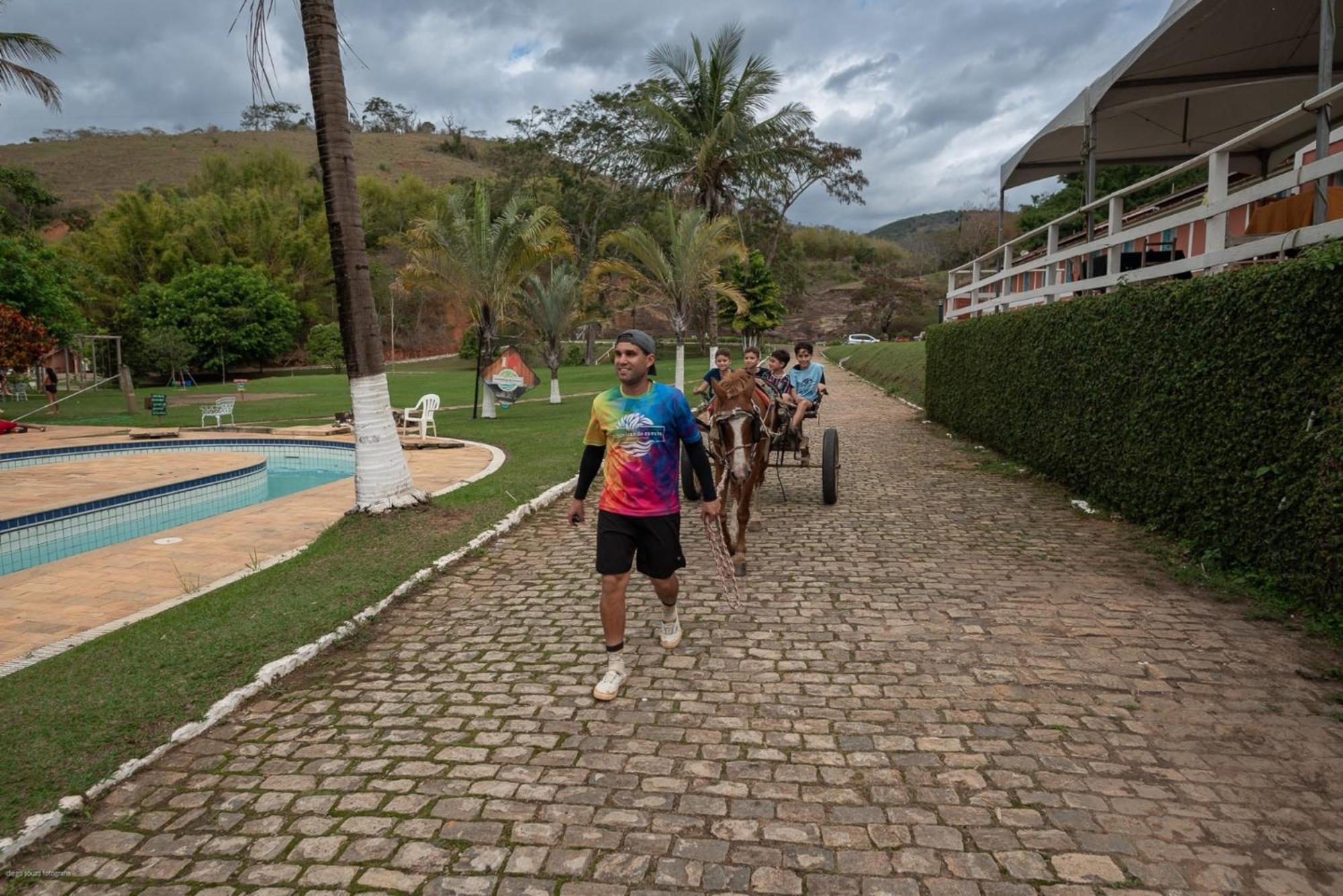 Hotel Fazenda Cachoeiras De Cavaru Vassouras Exterior photo